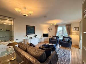 Photo 11- click for photo gallery